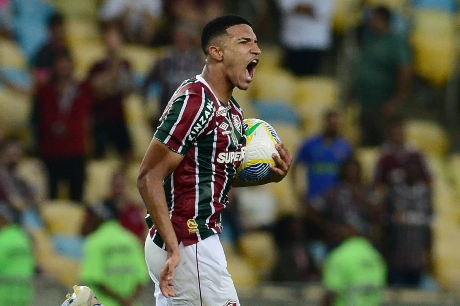 Kauã Elias, do Fluminense, é comparado a Endrick por jornal espanhol e chama atenção do futebol europeu