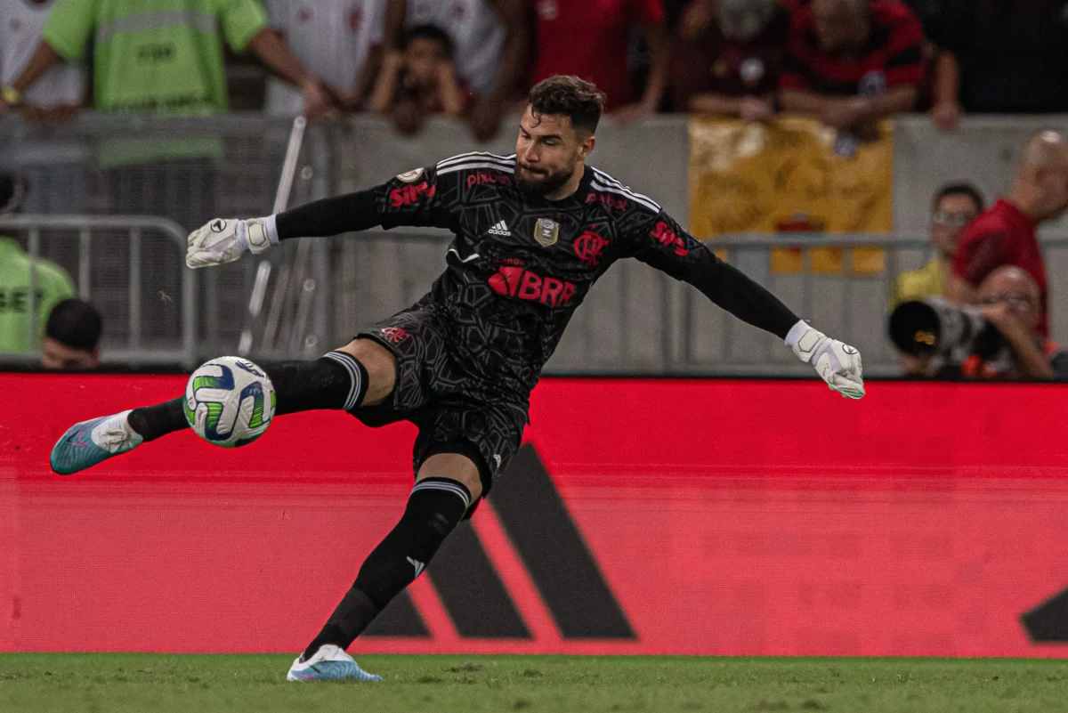 Matheus Cunha marca novamente pelo Flamengo com bom desempenho na Copa do Brasil