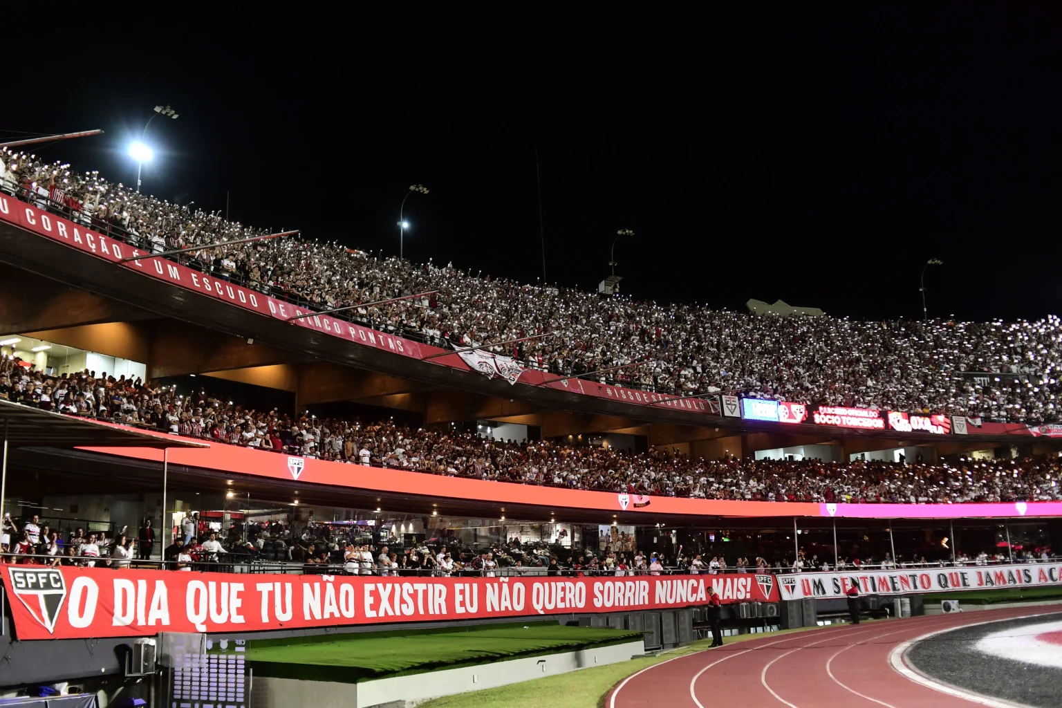 "Noite da Copa Libertadores: Recorde de Público Esperado no Morumbi no Duelo do São Paulo"