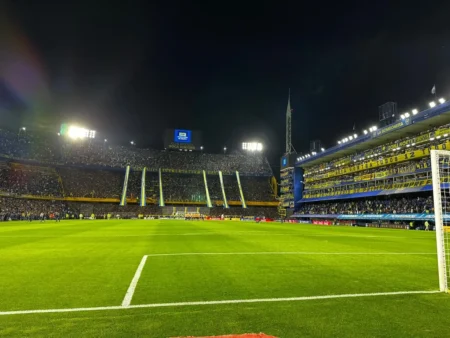 "Assistir Boca Juniors x Cruzeiro ao Vivo: Horário, Canal de Transmissão e Escalações"