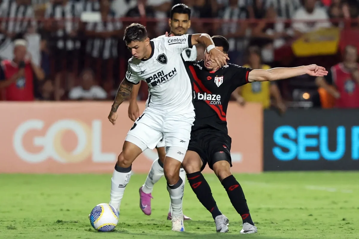 Atlético-GO se destaca: Campbell brilha na estreia e Emiliano some na goleada contra o Botafogo