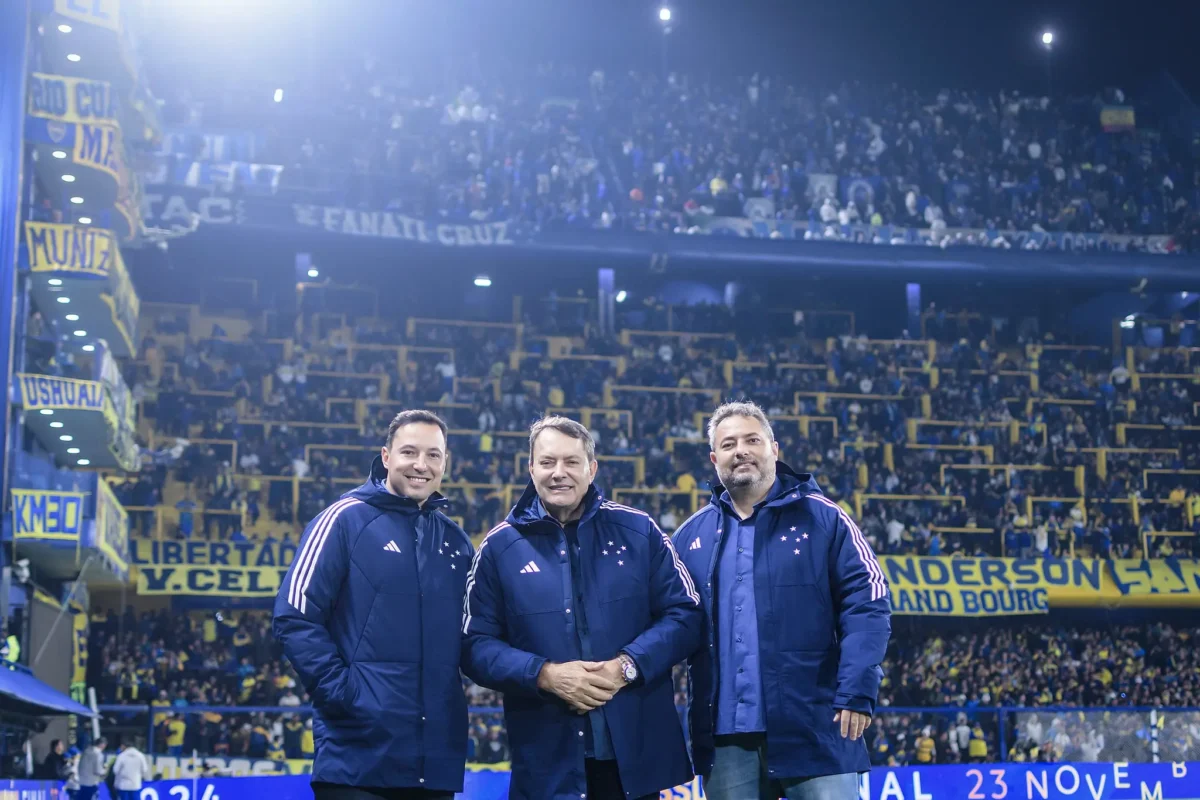 "Boca Juniors x Cruzeiro: Expectativa de Catimba e Pressão do Público no Mineirão, com Árbitro em Foco"