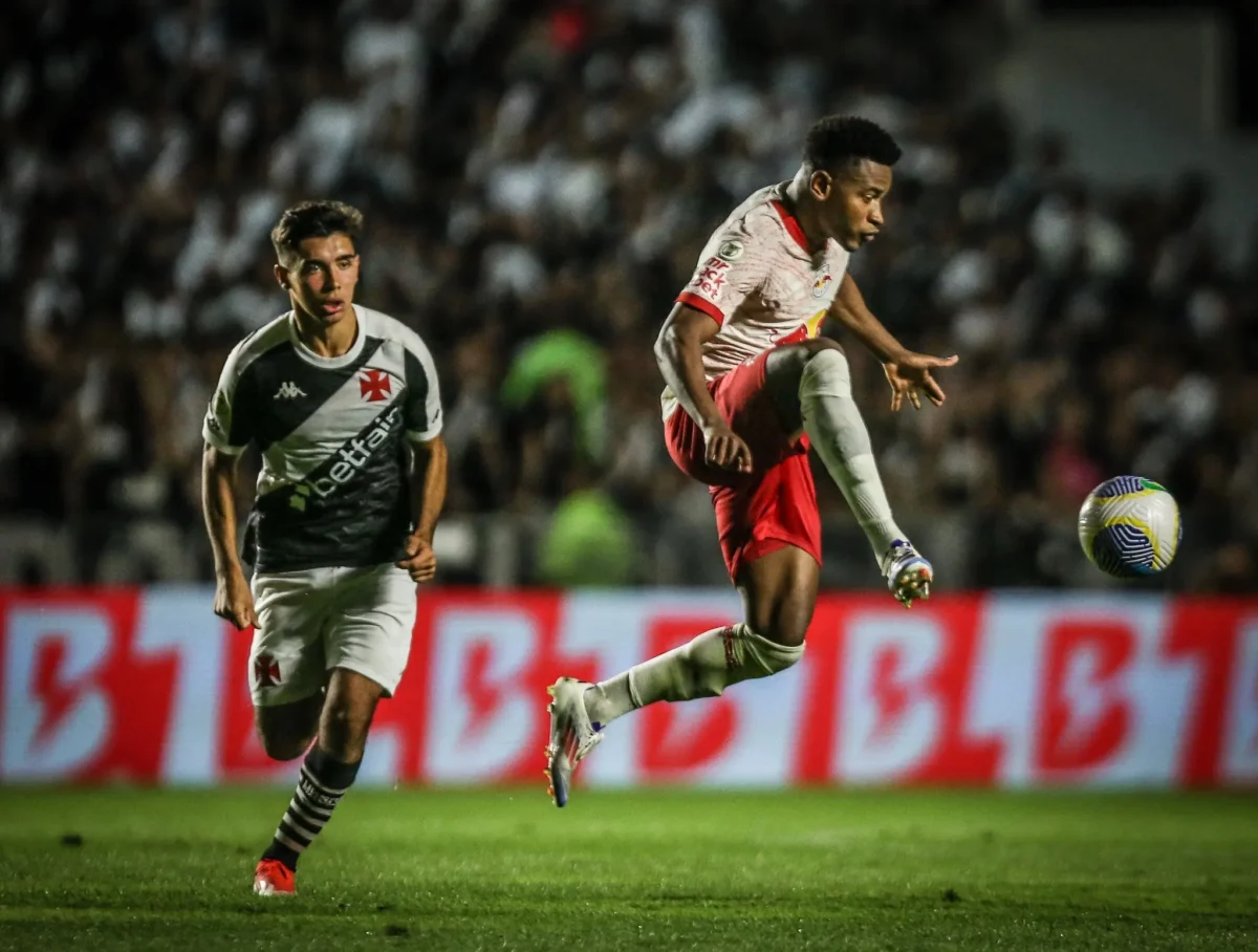 "Braga Termina 'Primeiro Turno' entre os Piores Visitantes do Brasileirão com Apenas uma Vitória Fora"