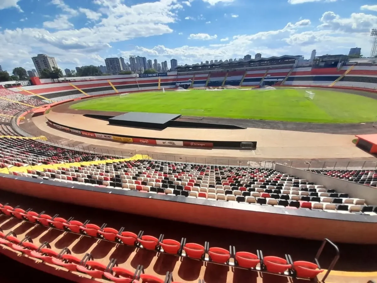 "Bragantino escolhe estádio do Botafogo em Ribeirão Preto para enfrentar o Corinthians na partida de ida"