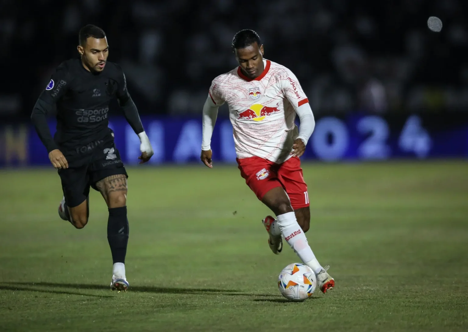 Bragantino Perde para o Corinthians em Partida com Diferentes Tempos de Jogo