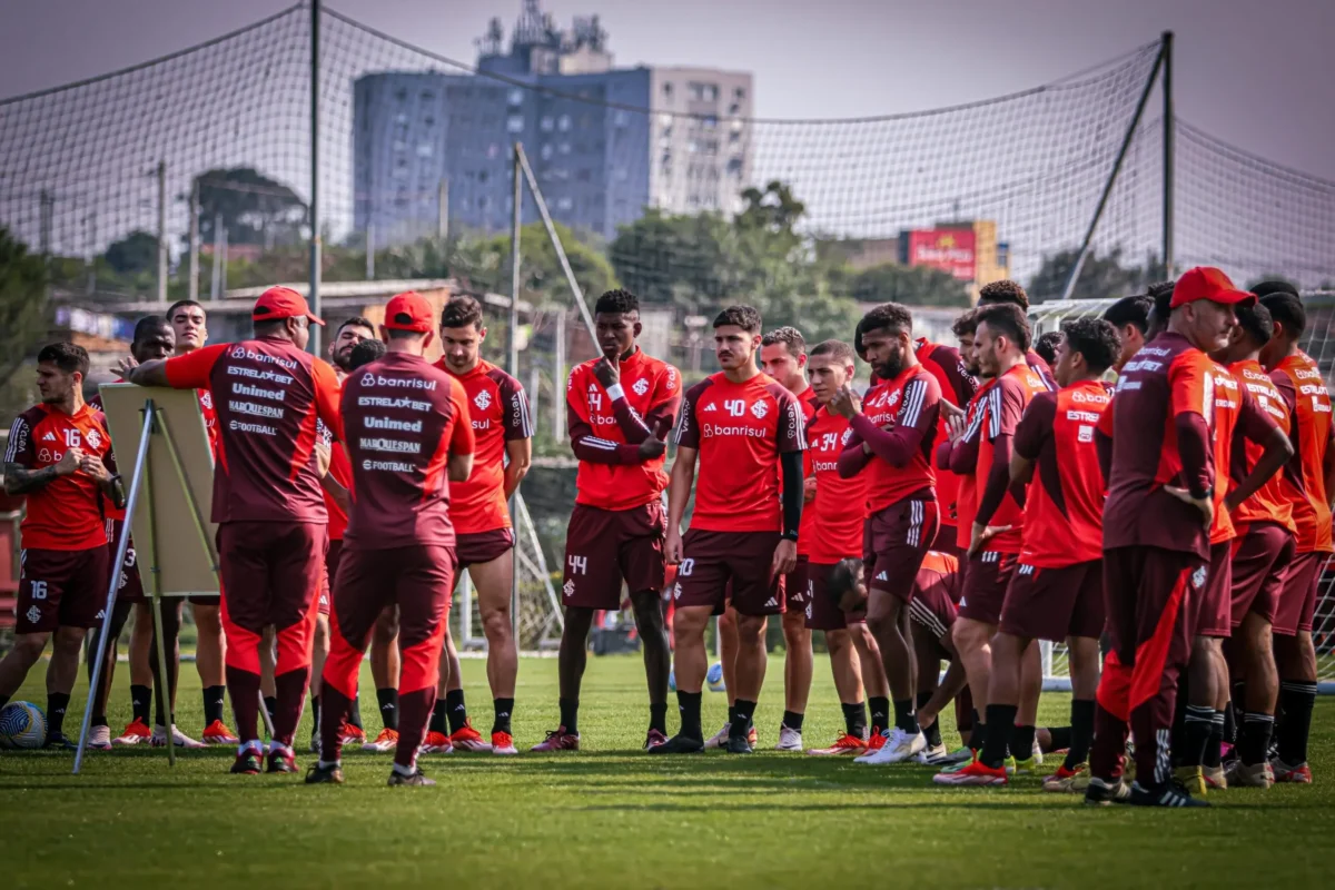 Desfalque do Inter: Mercado e Wanderson ausentes contra o Palmeiras