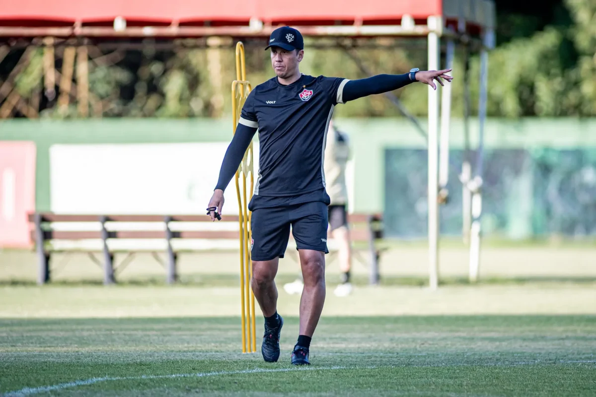 Escalação do Vitória x Bahia: Desfalques, Dúvidas e Provável Escalação para o Clássico Baiano