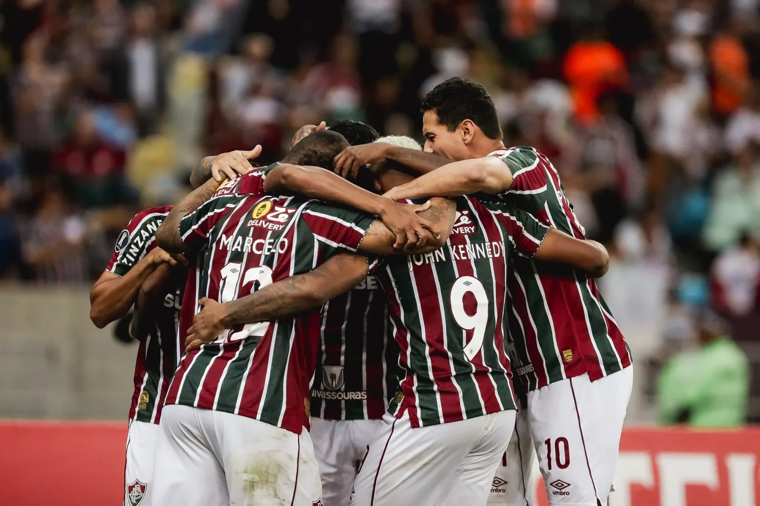 "Fluminense Mantém Invencibilidade Histórica na Libertadores Contra o Grêmio"