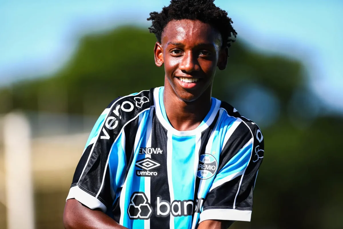 "Grêmio Realiza Negócio Milionário com Venda de Jovem Promessa para o Chelsea"