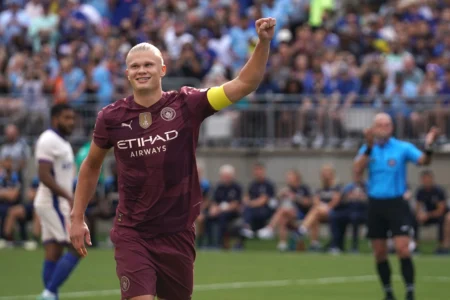 "Manchester City derrota Chelsea em amistoso nos EUA com três gols de Haaland"