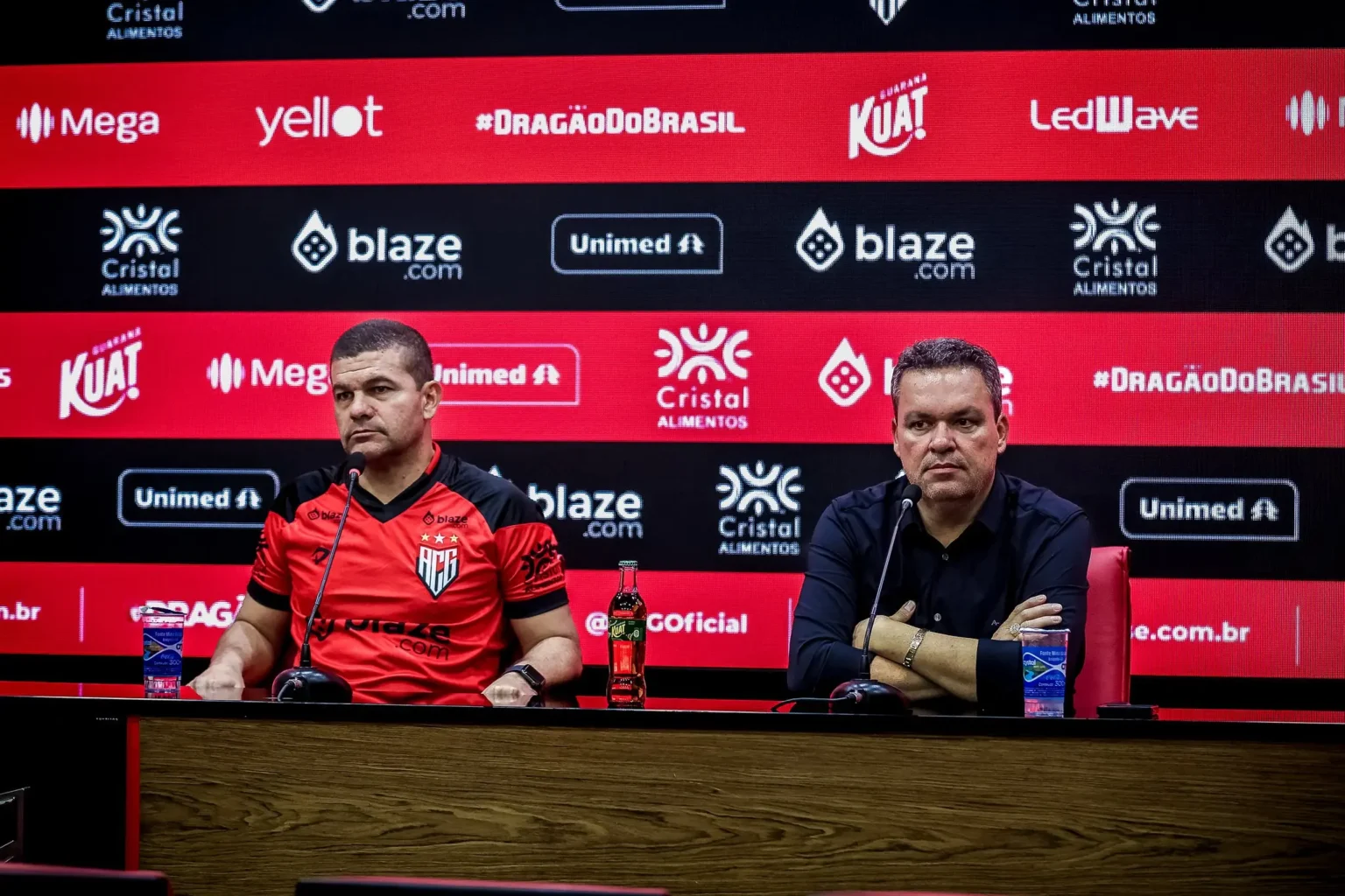 Missão Vasco: Estratégia de Treinador Louzer para Enfrentar Desafios e Focar na Copa do Brasil