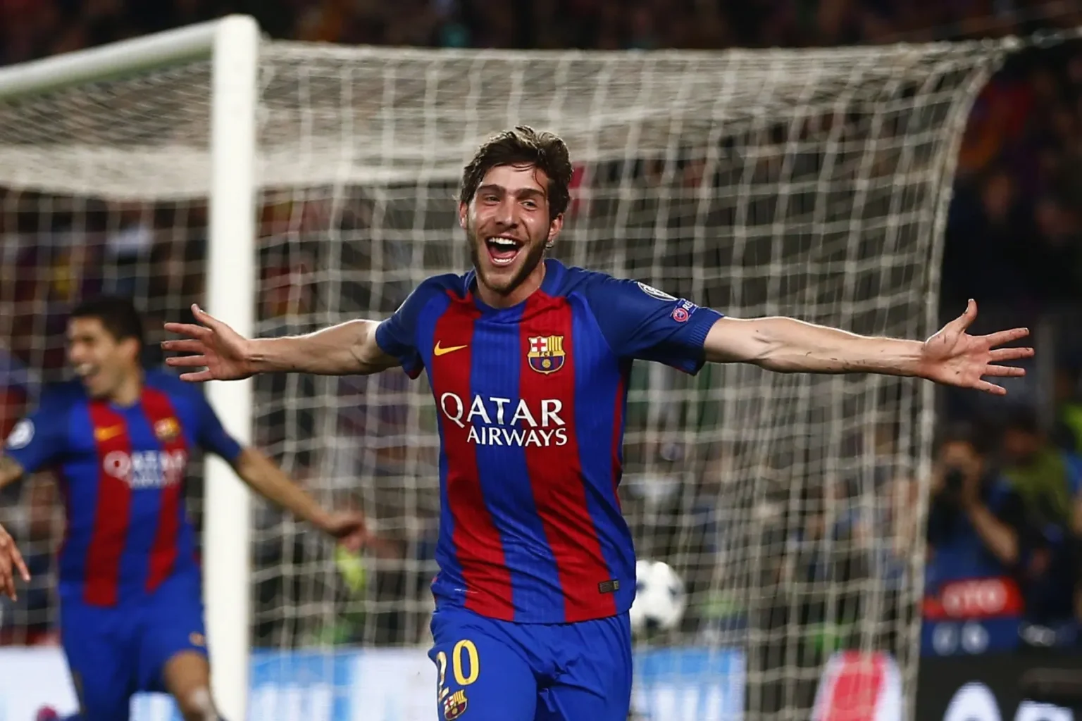 "Sergi Roberto, o herói do 6 a 1 contra o PSG, deixa o Barcelona após 14 anos de serviço"