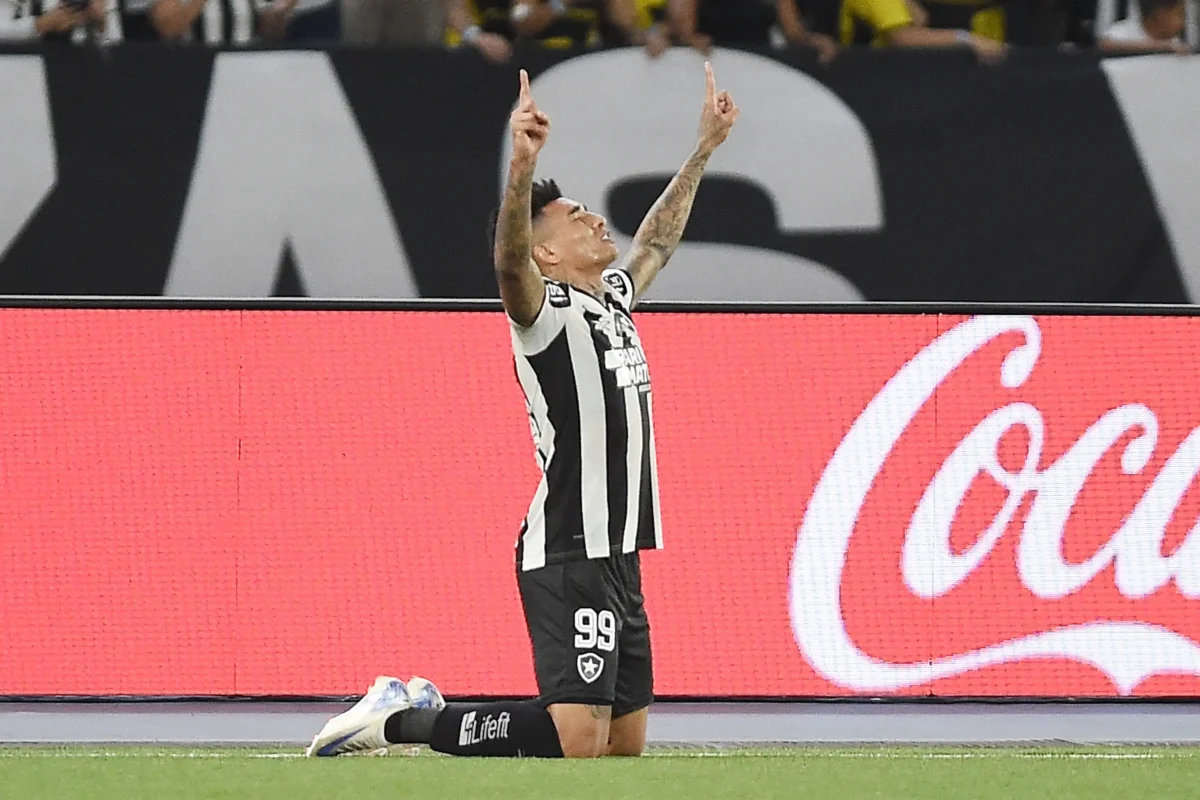 Vitória do Botafogo: Igor Jesus se destaca com melhor nota da partida