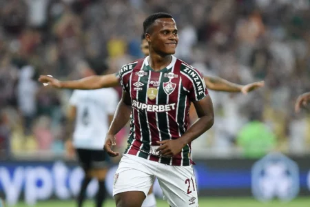 Arias se reapresenta ao Fluminense após convocação para o Brasileirão: Saiba mais.