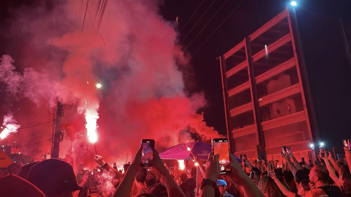 Athletico-PR x Vasco: Torcedores do Furacão Organizam "Rua de Fogo" para Receber o Time