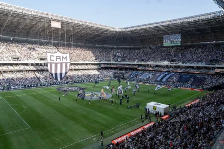 "Atlético-MG Testa Acústica na Arena MRV e Anuncia Preparativos para 2025"