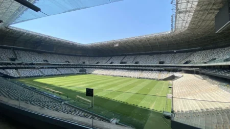 Atlético-MG x São Paulo: Dirigentes do Galo Avaliam Gramado da Arena MRV em Visita Técnica