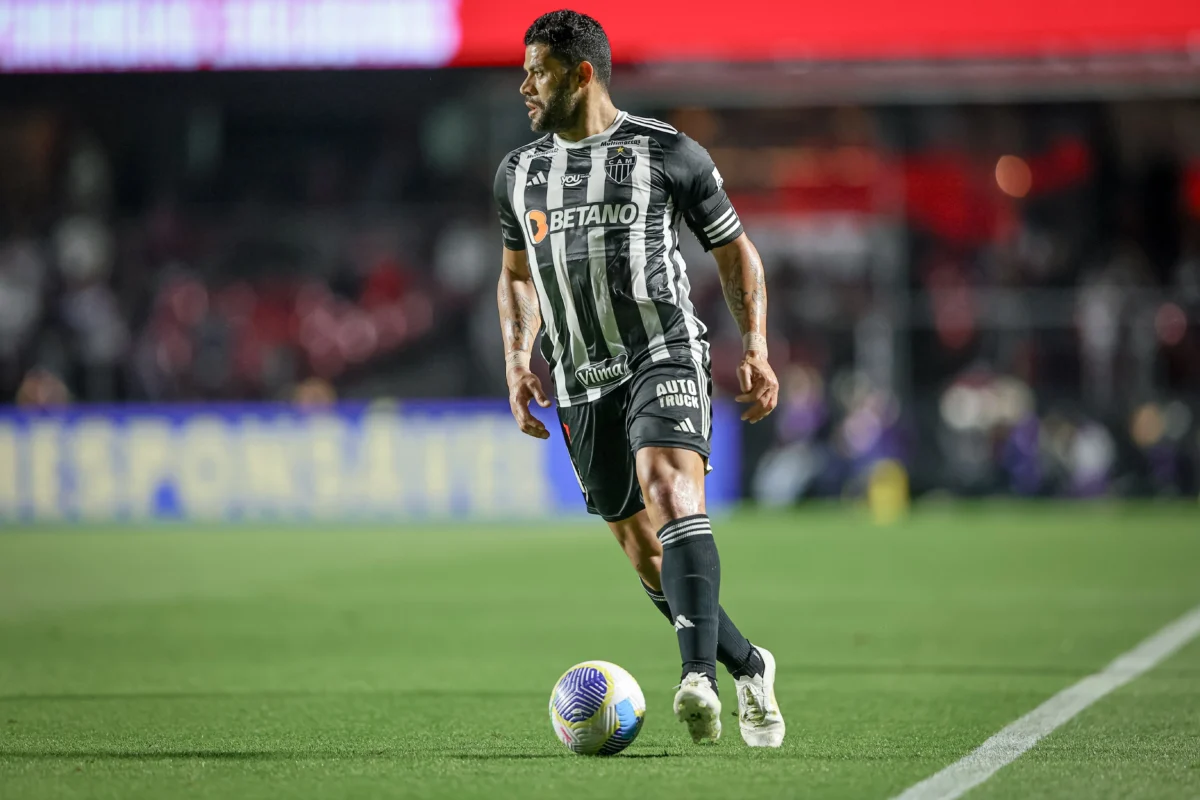 "Atlético-MG x São Paulo: Hulk busca manter invencibilidade contra ex-clube após dispensa por R$ 50 mil"