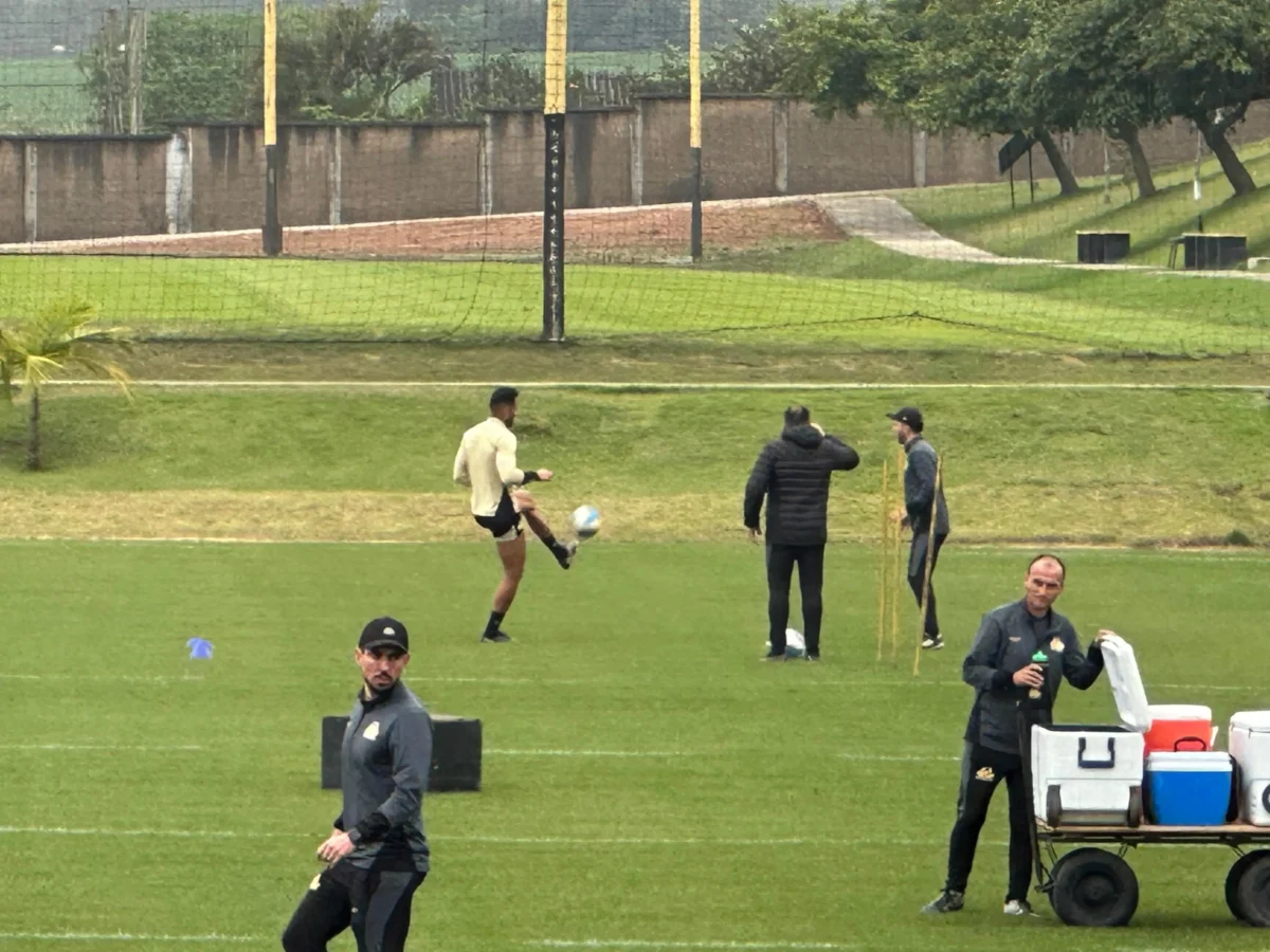 Criciúma pode escalar Rodrigo e Pedro Rocha no confronto contra o Palmeiras