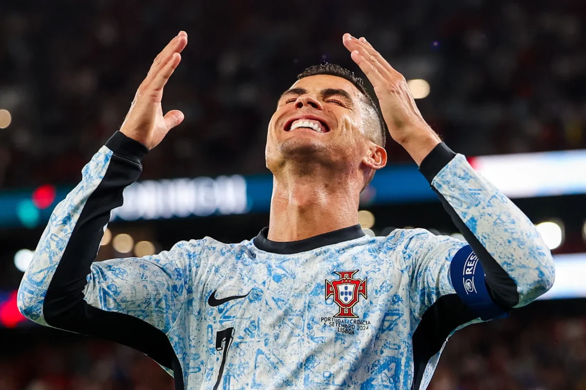 Cristiano Ronaldo: Quantos Gols Faltam para o Milésimo (Incluindo Partidas não Oficiais)?