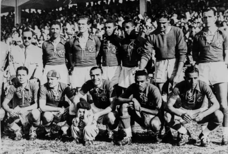 Cruzeiro x Libertad: O Jogo que Abriu as Portas do Clube Mineiro para o Cenário Internacional Há 78 Anos