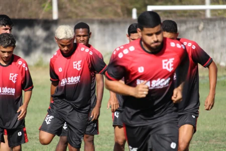 Escalação do Flamengo-PI: Time aposta em elenco para buscar vitória contra Piauí no Campeonato Piauiense.