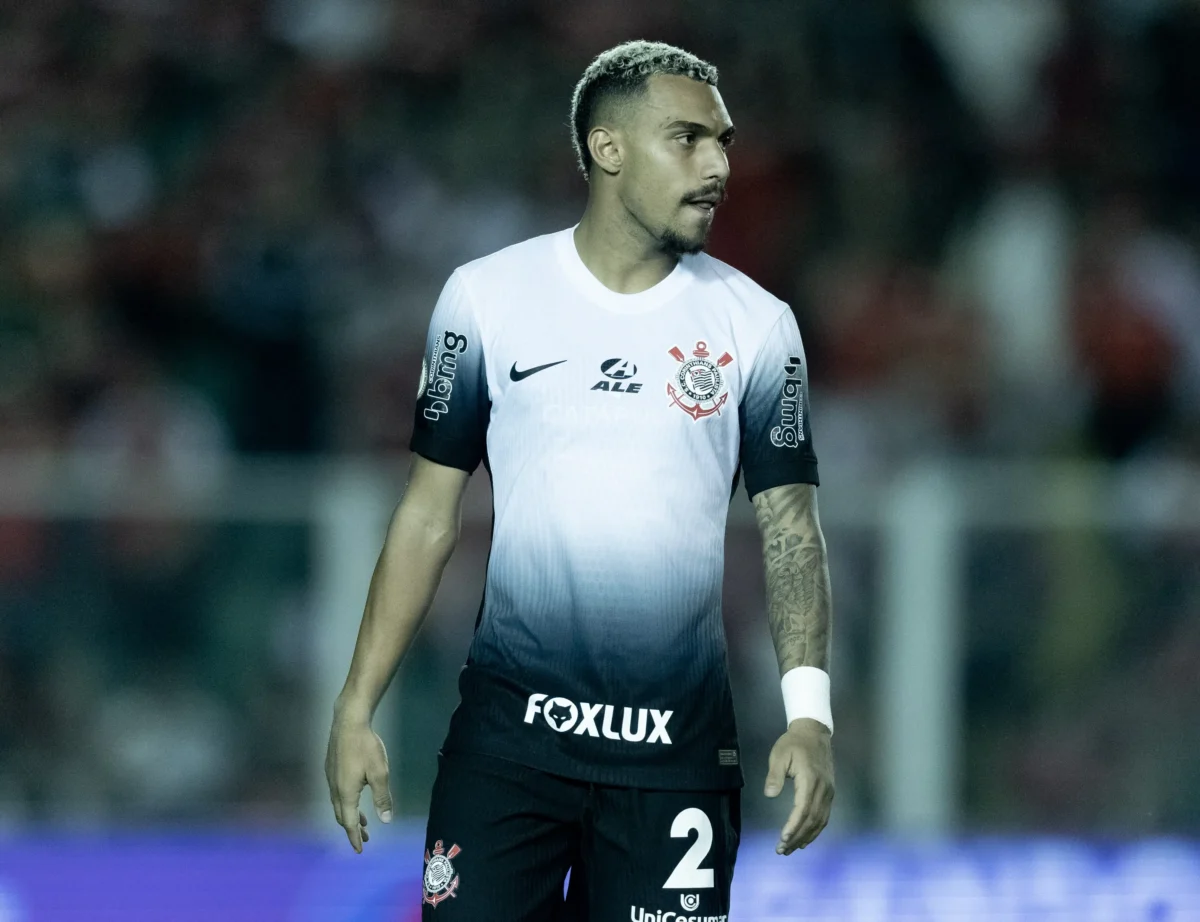 Flamengo ativa garantia e atraso na transferência de Matheuzinho gera prejuízo ao Corinthians