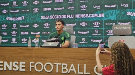 Gabriel Fuentes revela ansiedade por acerto com o Fluminense: "Praticamente não dormi"