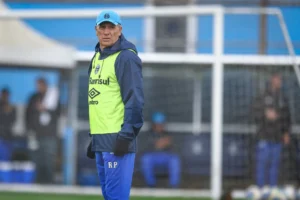 Grêmio aguarda decisão sobre efeito suspensivo de Renato Gaúcho