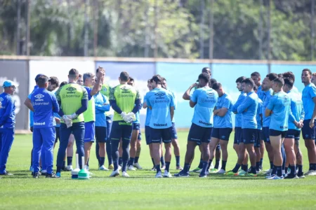 Grêmio recebe Flamengo na Arena: Jogo decisivo para se afastar da zona de rebaixamento.