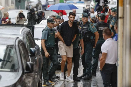 Jogador do Valencia acusado de agressão sexual afirma ser inocente