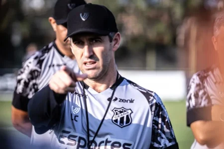 Léo Condé lamenta chances perdidas em empate do Ceará: "muito abafado" - Futebol Ceará.