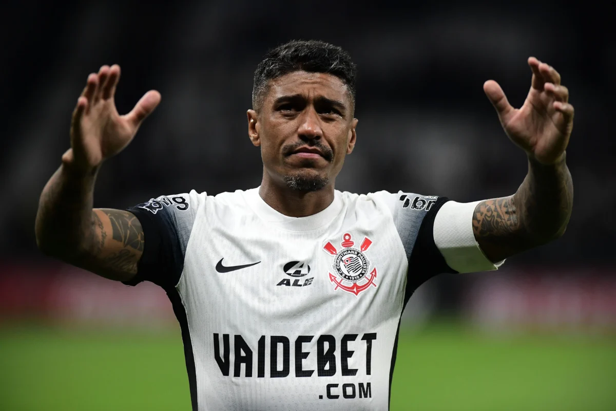 Paulinho, Ex-Jogador do Corinthians, Anuncia Aposentadoria do Futebol Profissional