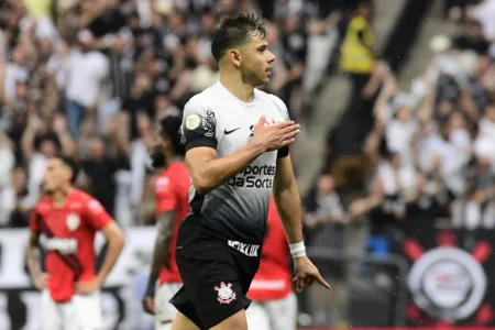 Romero Revela Sentimento no Corinthians: "Estou Acostumado a Ninguém Confiar"