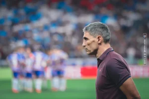 Vojvoda analisa empate na Série A: "Athletico dominou a partir do 20º minuto"