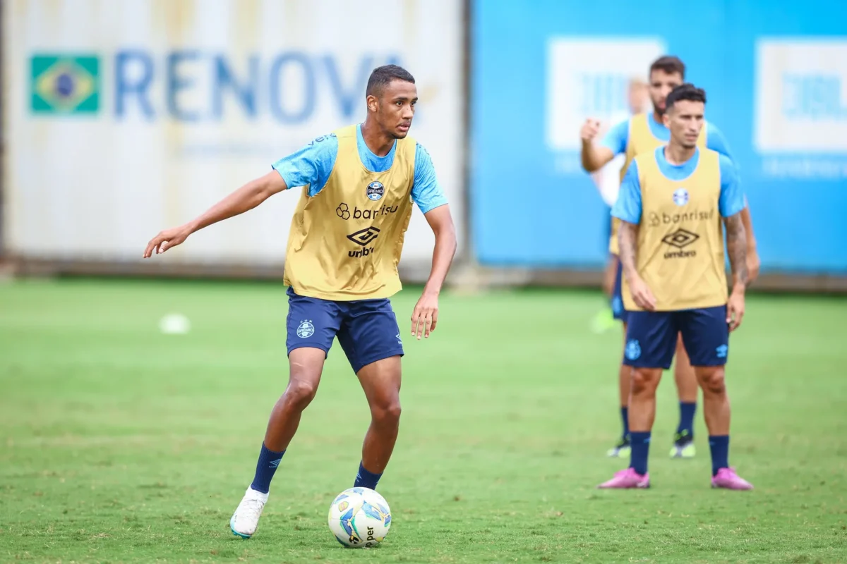 Atacante do Grêmio sofre com lesões e fica de fora de quase 80% dos jogos do ano.