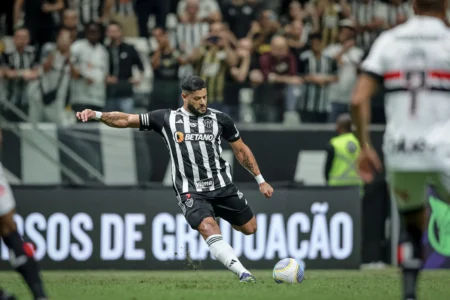 Atlético-MG: CEO revela conversa com Hulk sobre gramado sintético, citando exemplo do Botafogo