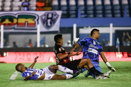 Igor Cariús marca primeiro gol após volta da suspensão por manipulação de resultados.