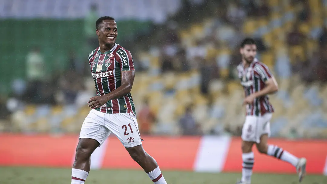 Arias se aproxima do 'duplo-duplo' no Fluminense e está prestes a igualar recorde.