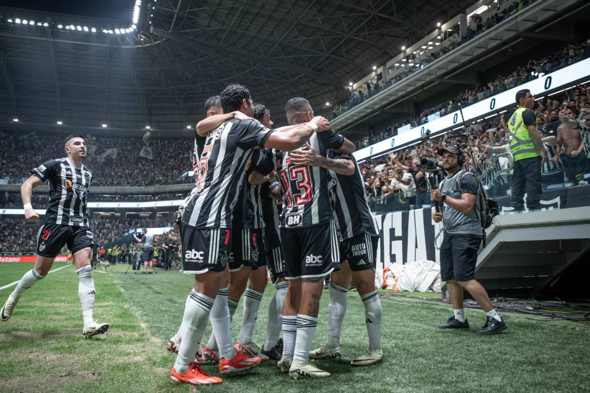 Atlético-MG busca marca histórica contra o Vasco: análise detalhada da Copa do Brasil.