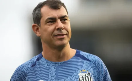 Carille volta ao Corinthians: especulações sobre substituição de Ramón Díaz em 2025