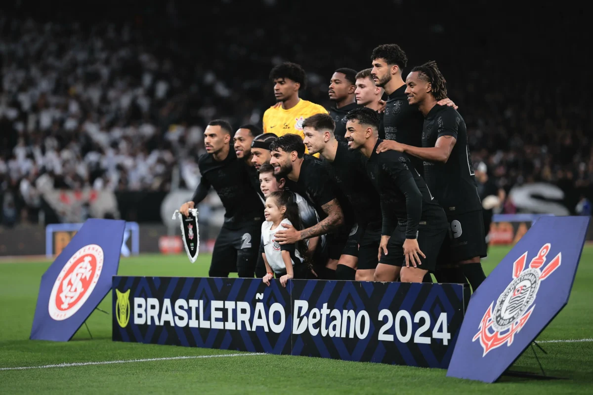 Concorrência Direta e Motivação: Corinthians x Athletico-PR - Um Clássico de Importância