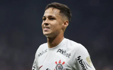 "Corinthians: Matheus Araújo é cotado para deixar o clube e recebe oferta de rival paulista"