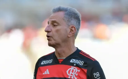 "Corinthians ameaça acionar Justiça se Flamengo não aceitar garantias de Hugo Souza"