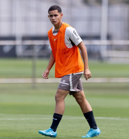 Corinthians Renova Contrato com Jovem Promessa do Bahia por Valor Recorde: Multa de R$ 300 Milhões