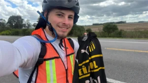 Fã do Peñarol Pede 2.000 km de Bicicleta para Assistir à Semifinal da Copa Libertadores