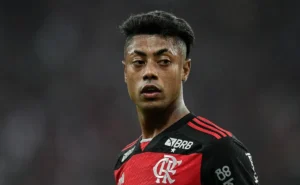 "Filipe Luís é convocado após Bruno Henrique deixar diretoria do Flamengo em meio a irritação"