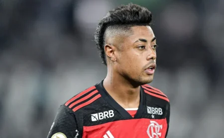 Flamengo Decide Punição a Bruno Henrique Após Expulsão Contra Corinthians