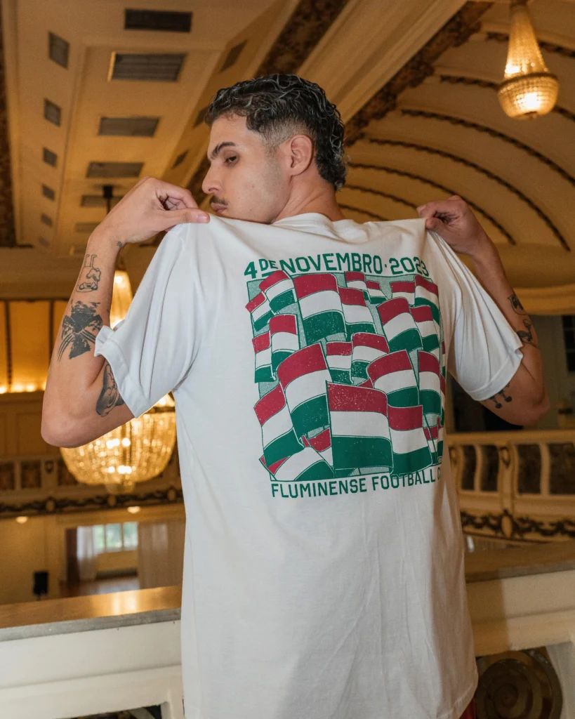 "Fluminense Lança Camisa Especial em Homenagem ao Título da Copa Libertadores: Fotos Exclusivas"