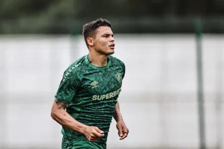 Fluminense tentará recuperar Thiago Silva para jogo com o Grêmio: saiba mais